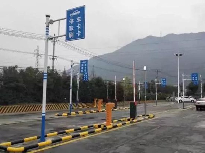 驾校报名新趋势:线上预约更便捷